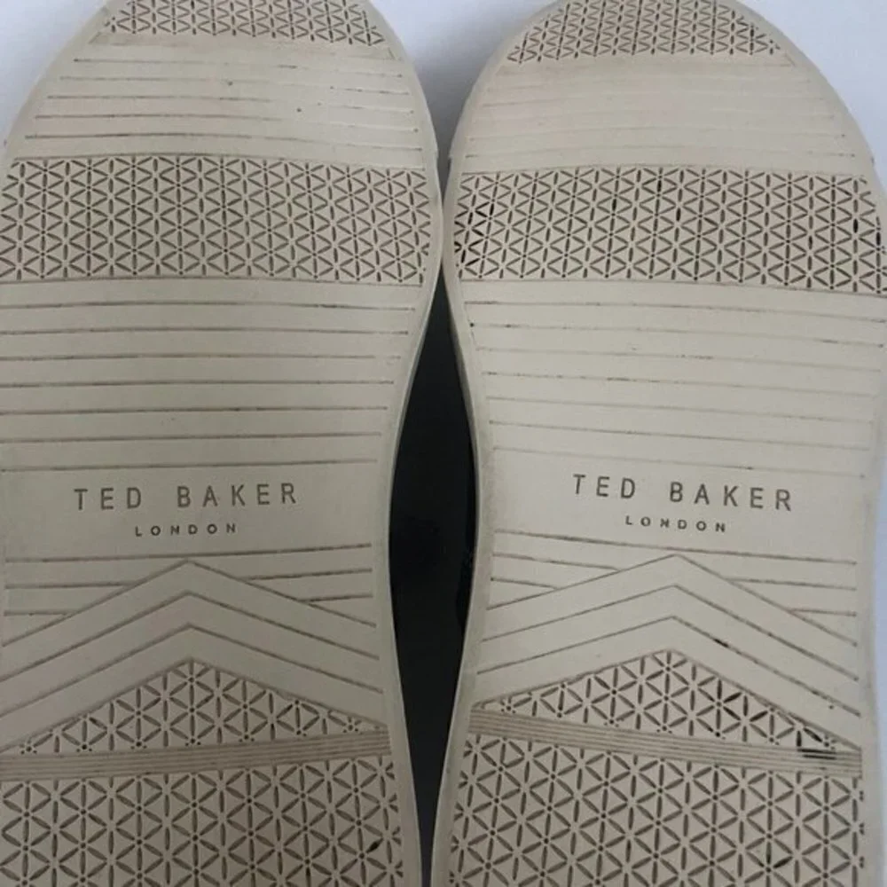 Ted Baker london Mens Leather Shoes Size 9 Light Gray Sneakers Casual.